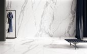 Omnia_Statuario_showroom.jpg